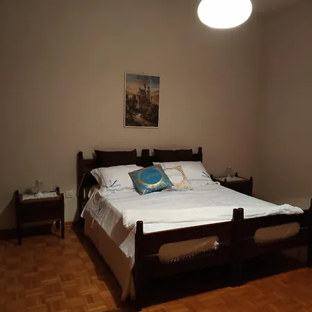 Mare Apartament *