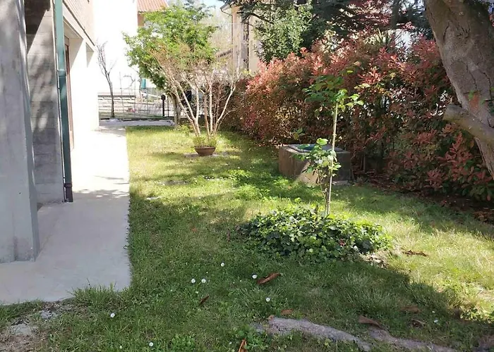 Apartament Mare *